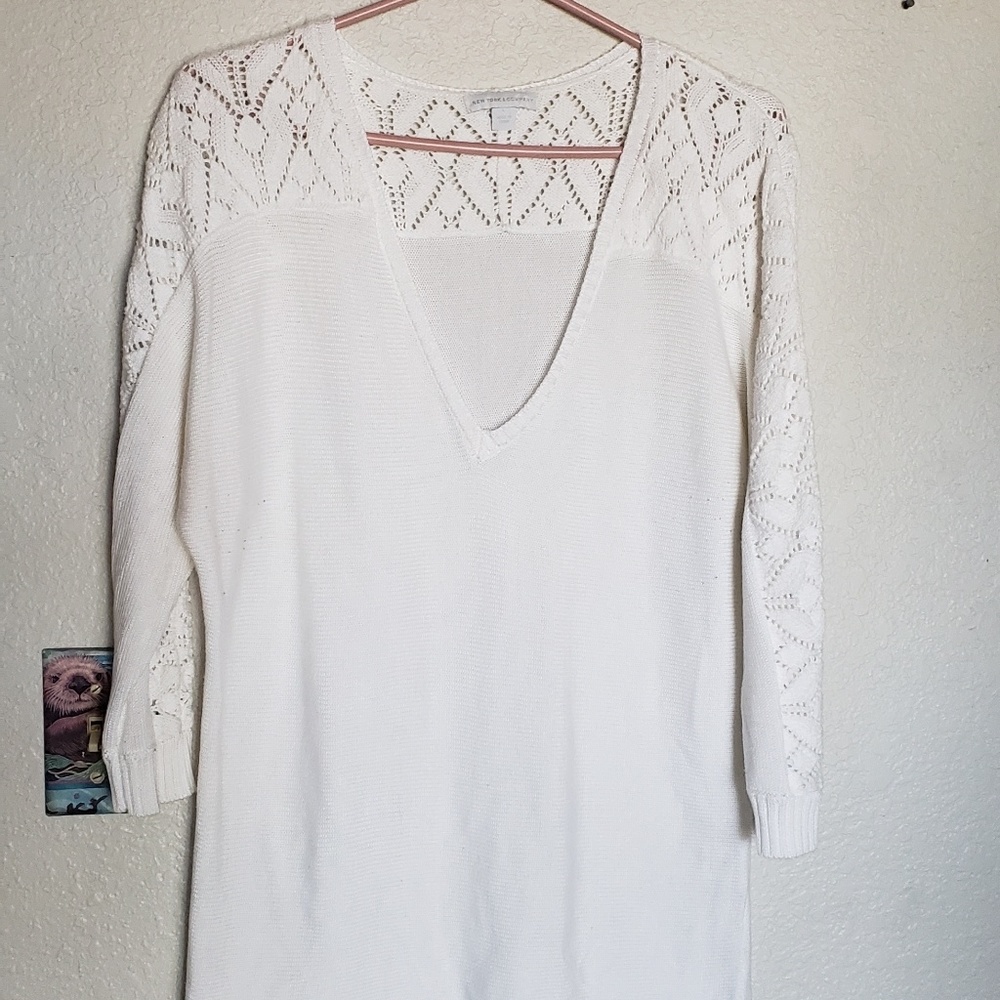 Knitted sweater shirt white